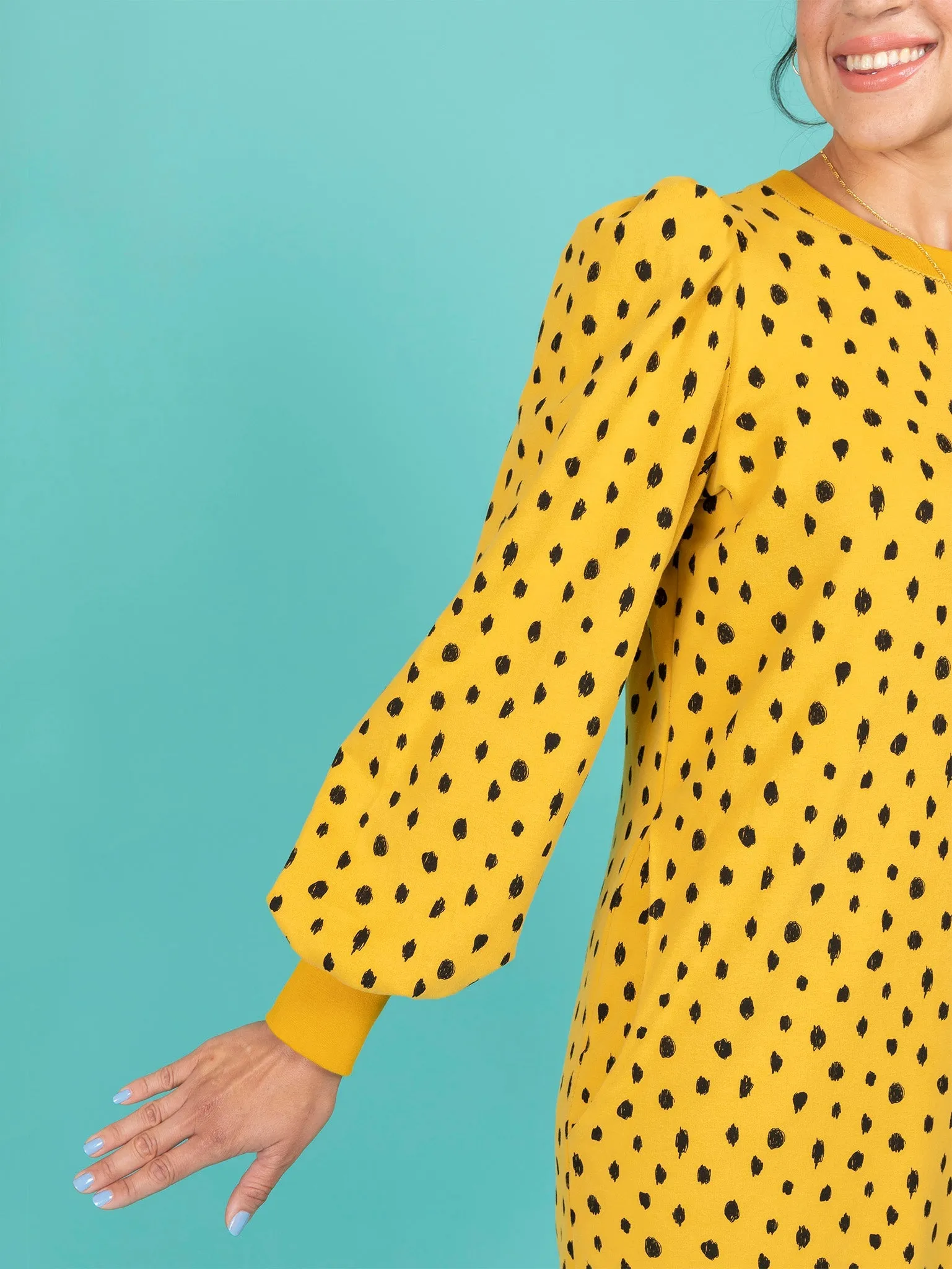 Billie Sweatshirt / Dress Pattern - Tilly And The Buttons